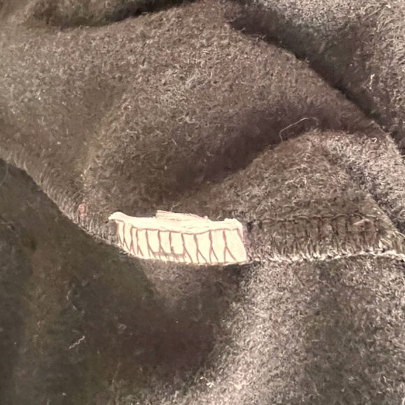 Banana Republic Puff Sleeve sweatshirt - Picture 9 of 9